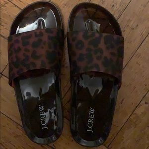 J.Crew pool slides in tortoise print.